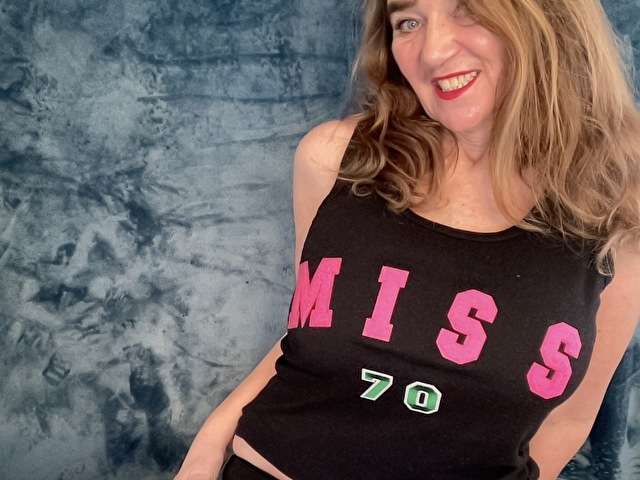 MISS70 free sexy photo