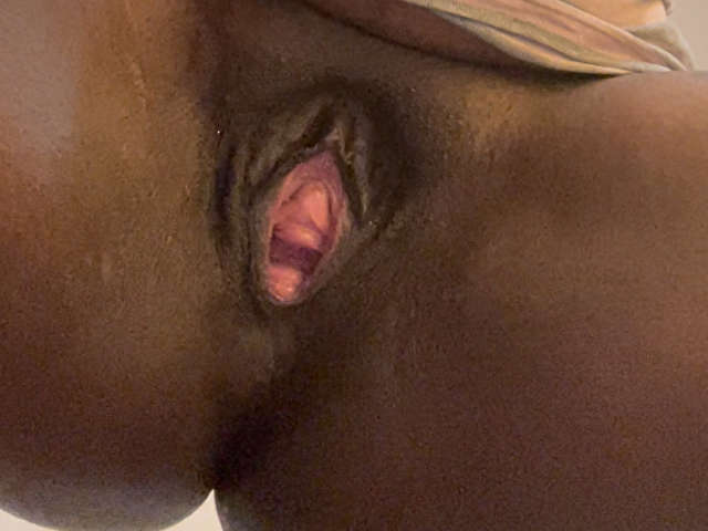TATTEDEBONY free hard sexy photo