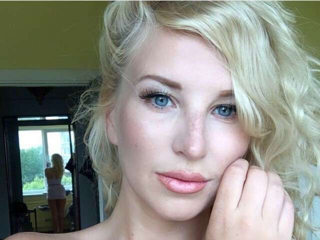 BRITTANYHOTT free sexy photo