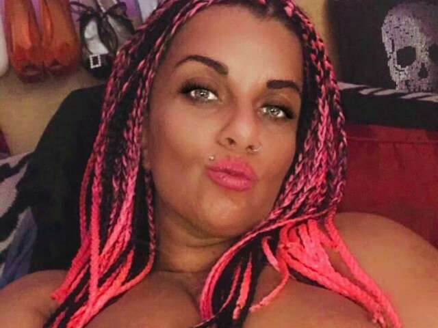 MILFOREVER free hard sexy photo