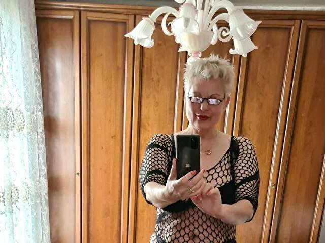 SEXYLOLA63 free sexy photo