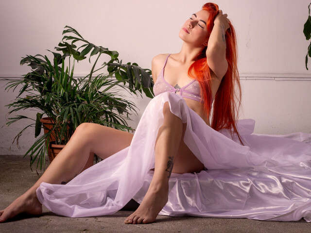 JULIAGARCIA free hard sexy photo