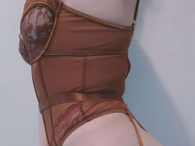 FABIENNE free sexy photo
