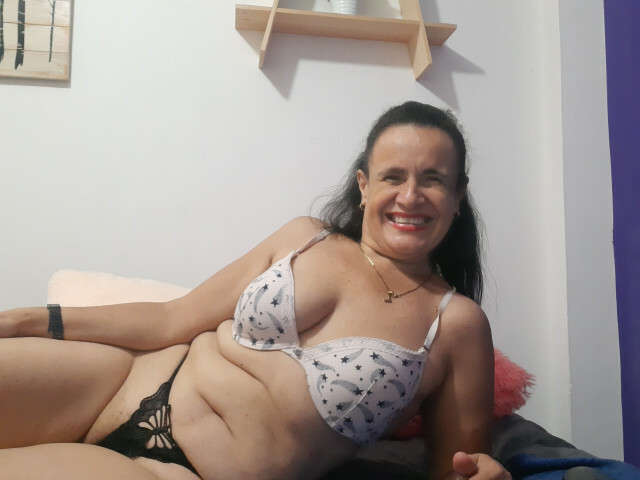 DERCYCRUZ free hard sexy photo
