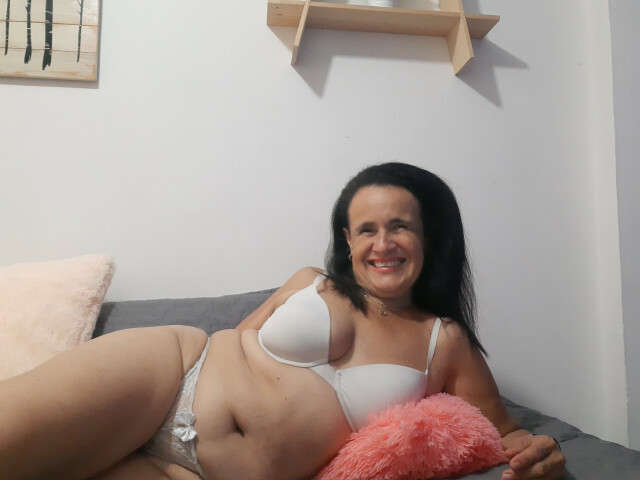 DERCYCRUZ free hard sexy photo