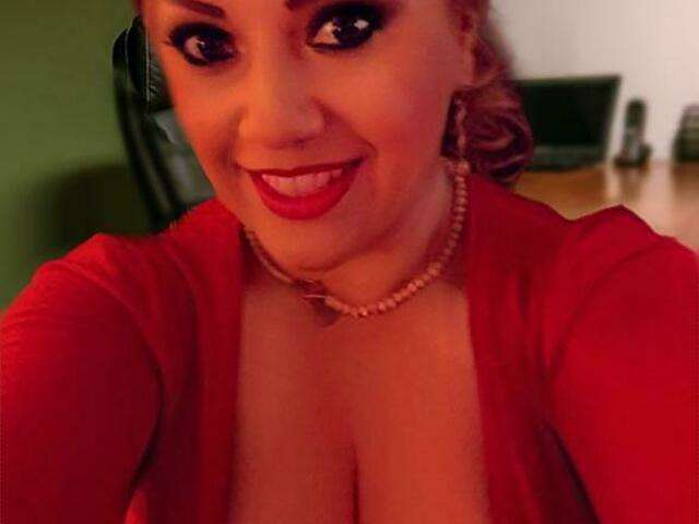 KANDYMILF free sexy photo