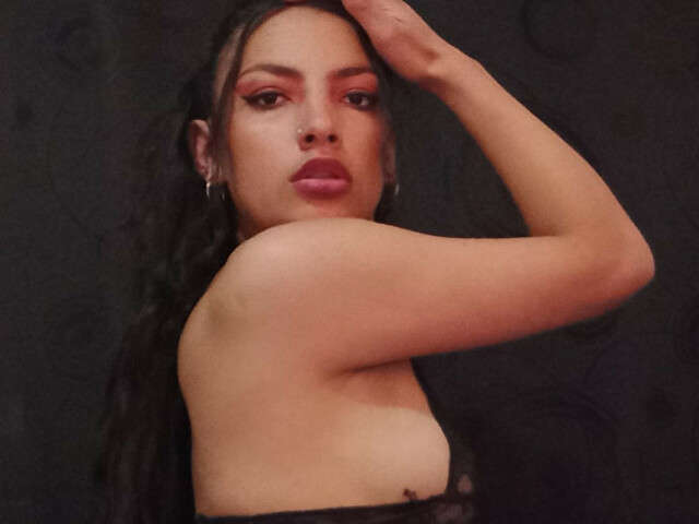 MIAWILD free sexy photo