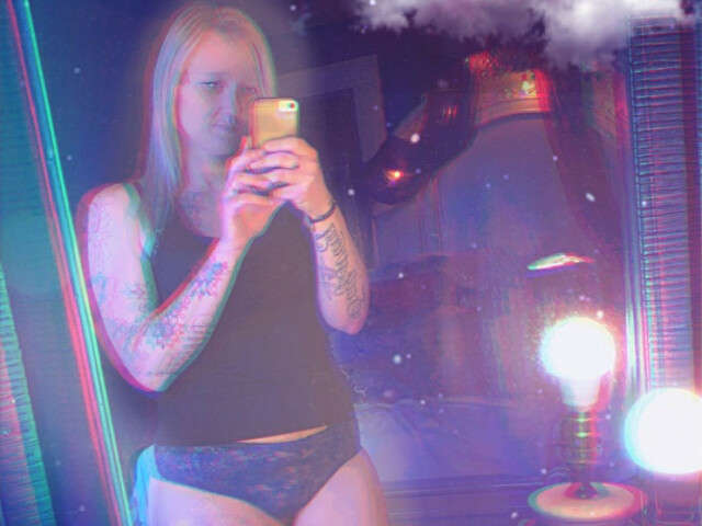 DESSIDAWNN free sexy photo