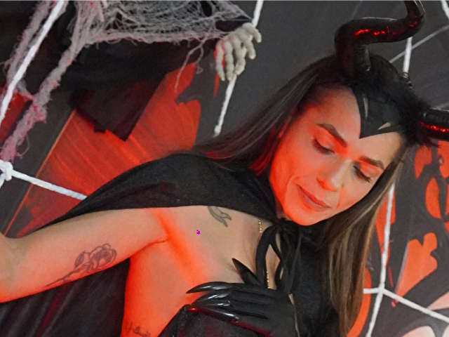 PLAYFULSHOW free sexy photo