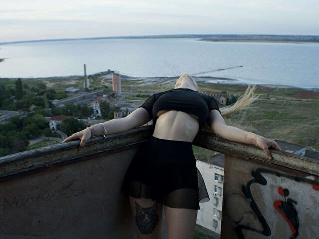 SUNSHINE free hard sexy photo