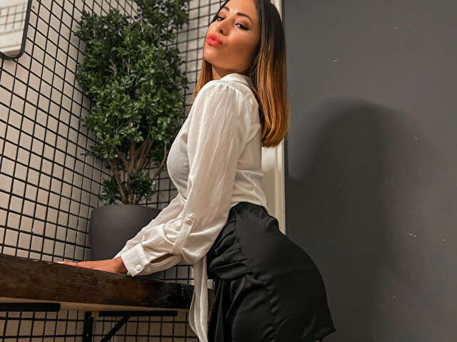 SARYWILL free sexy photo