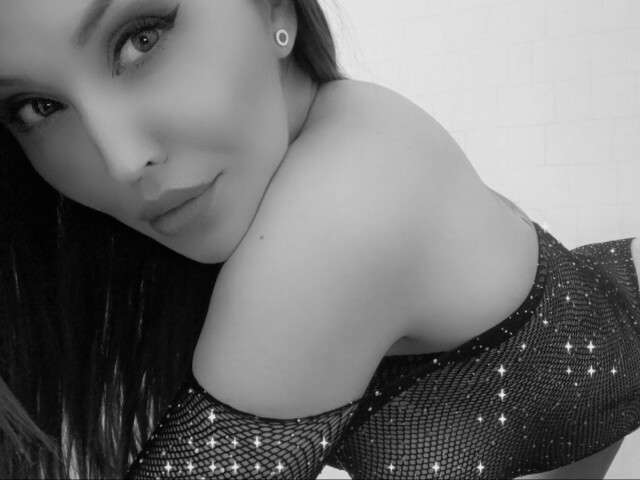 HOTGRETA free sexy photo