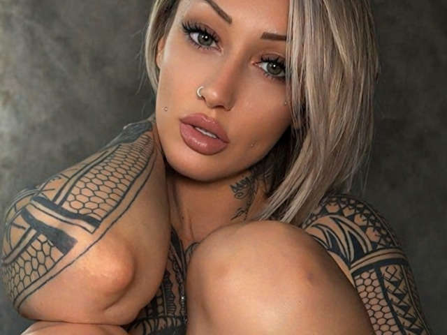 MAITRESSLEXA free sexy photo