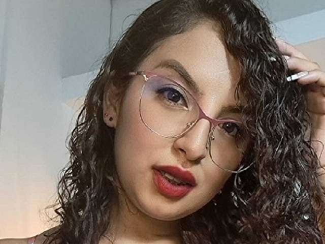 APRILROXS free sexy photo