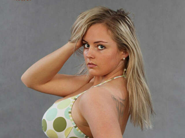 HOTALYIA free sexy photo
