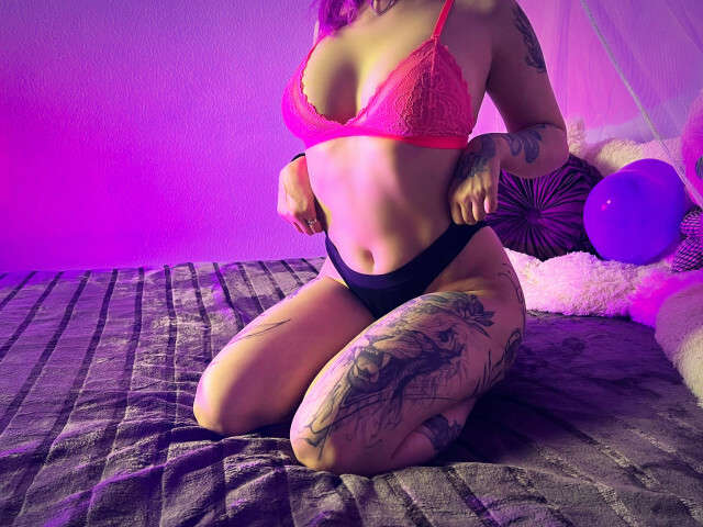 LARAROMANOV free sexy photo