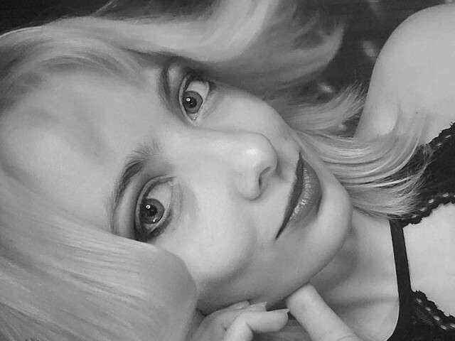 SUGARMINA free sexy photo