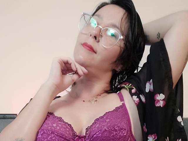 MAHINA84 free sexy photo