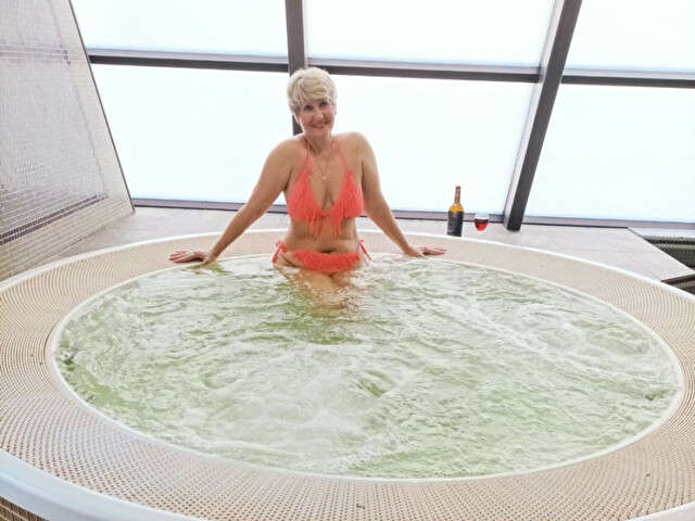 BLONDNELLY free hard sexy photo