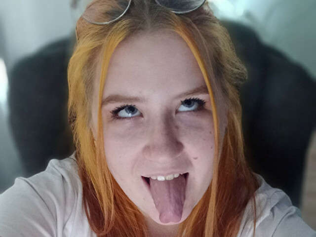 SARAMOREL free sexy photo
