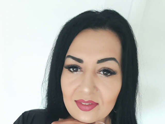 LINDABRIARS free sexy photo