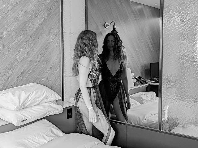 ASTRIDTEO free sexy photo