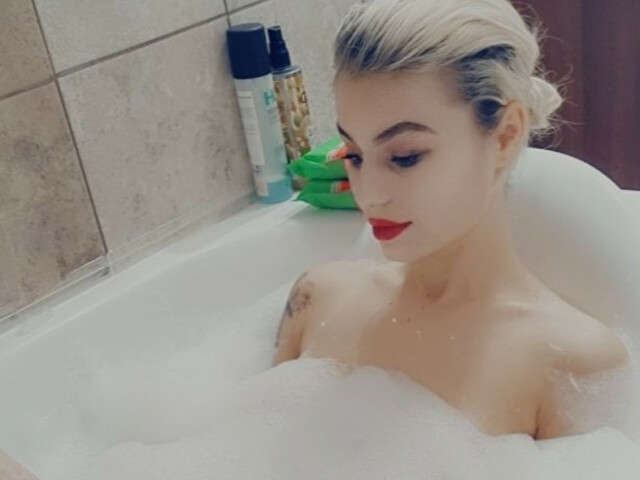 KASIAGRAZIEL free hard sexy photo
