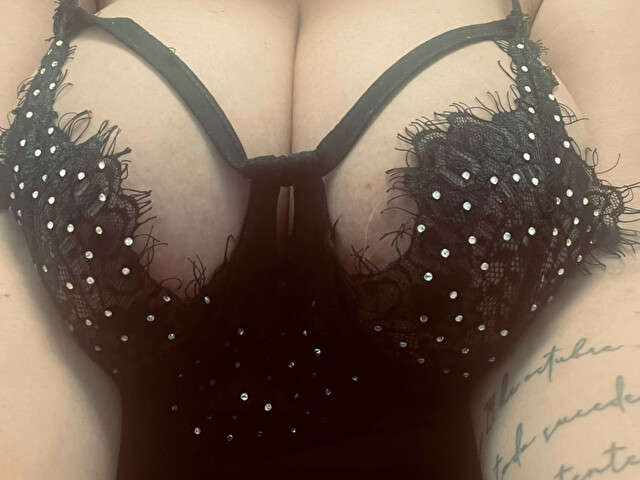 REYAJO free sexy photo
