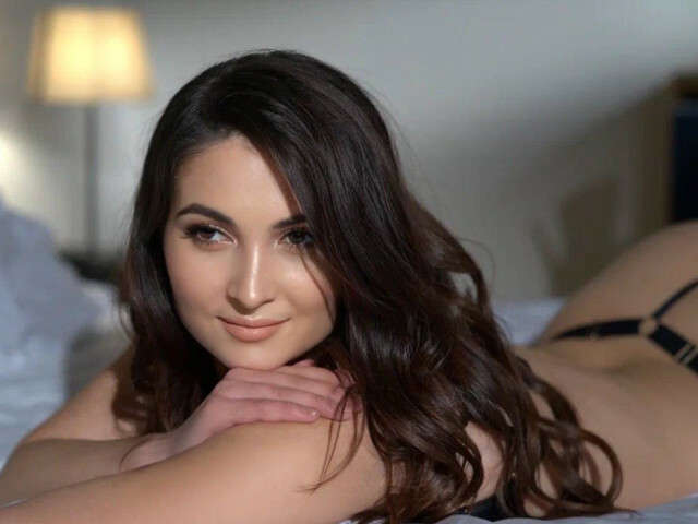 ELENORE free hard sexy photo