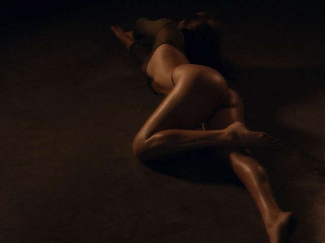 LARAXCROFT free hard sexy photo