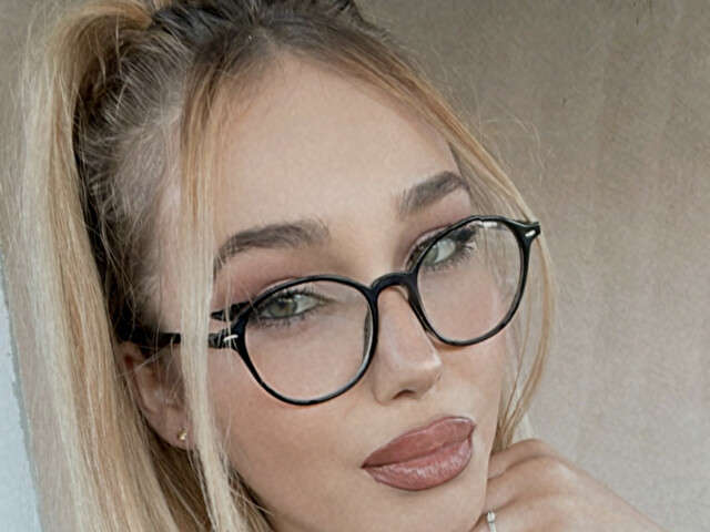 CHERRYJANE21 free sexy photo