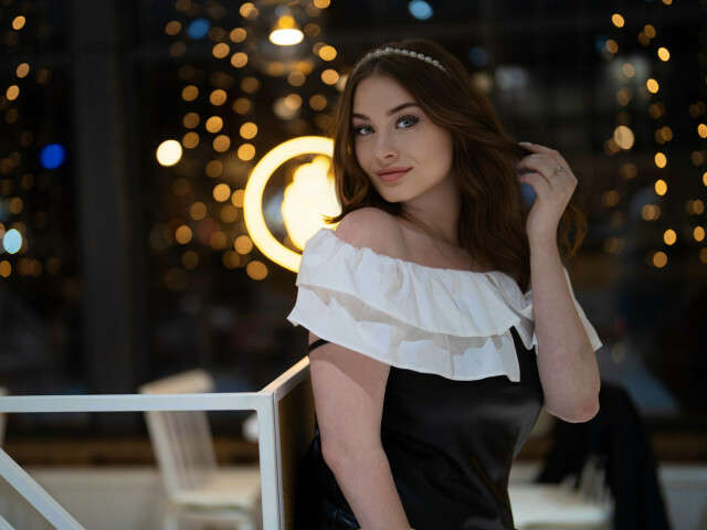 SENSITIVEEE free sexy photo