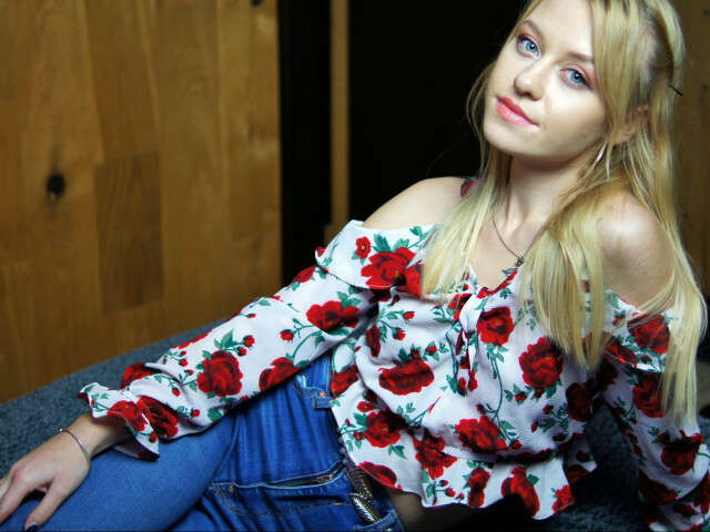 BEAUTYCINDY free sexy photo