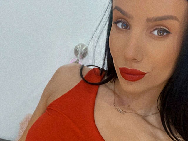 MELANIELIPPS free sexy photo