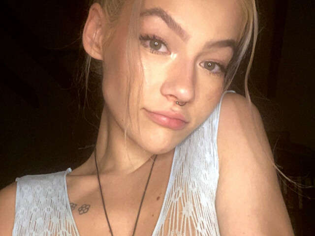 ALEXISSEXY free sexy photo