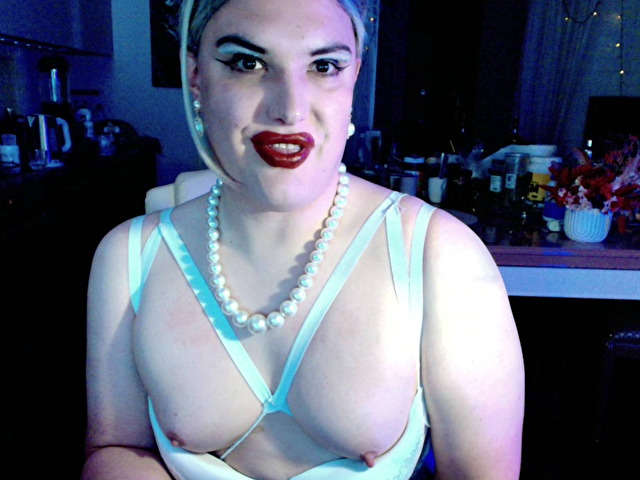 SARINAWILL free hard sexy photo
