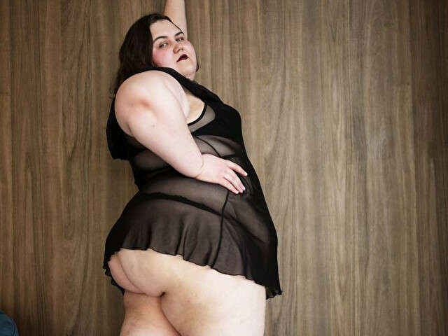 JANIEBBW free hard sexy photo