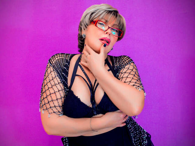 HAPPYWOMAN free hard sexy photo