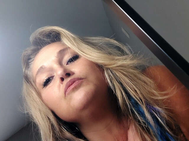 MISSROBINSON free sexy photo
