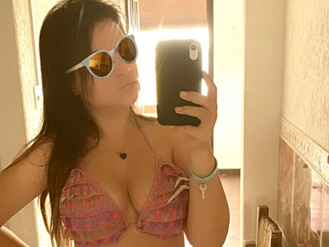 SHEDELICIOUS free sexy photo
