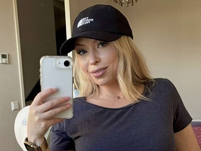 NINAXNINA free sexy photo