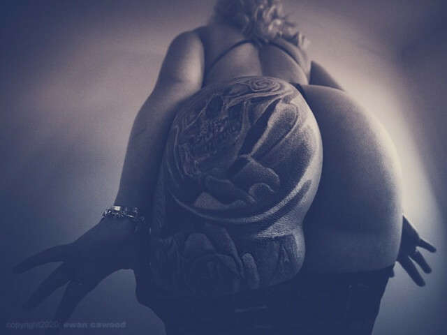 GLORIABLAZE free hard sexy photo