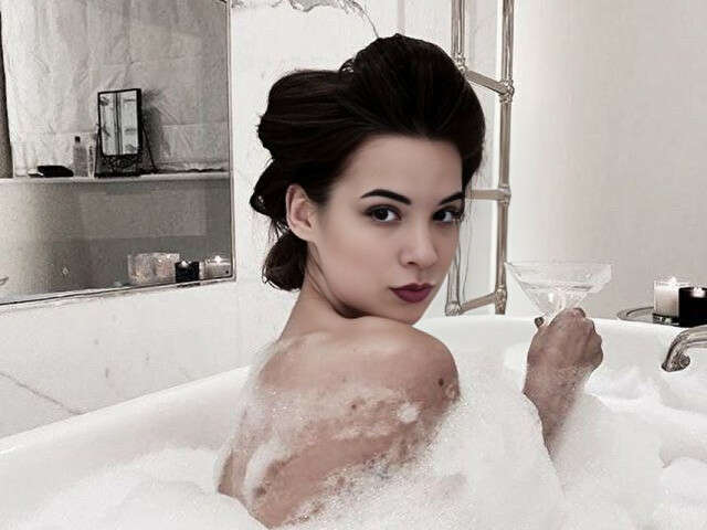 KEYLAMILLE free sexy photo