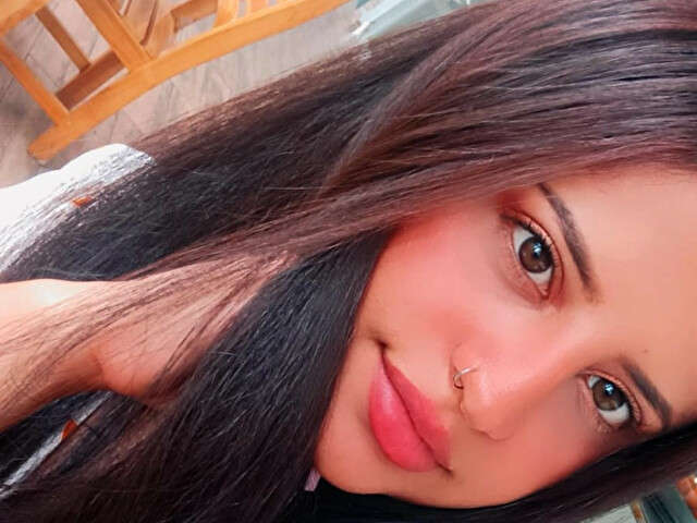 LUISAYJONS free sexy photo