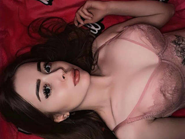 MELIIKISS free sexy photo