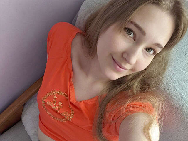 MIRASHARK free sexy photo