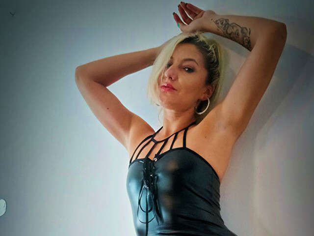 ANAISBOND free sexy photo