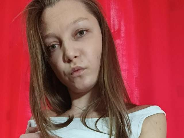 EMILLYLOVELY free sexy photo