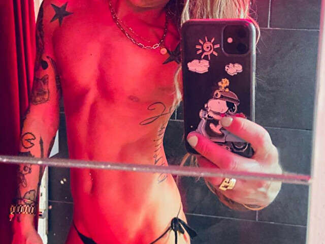 SOPHIALUCAS free sexy photo