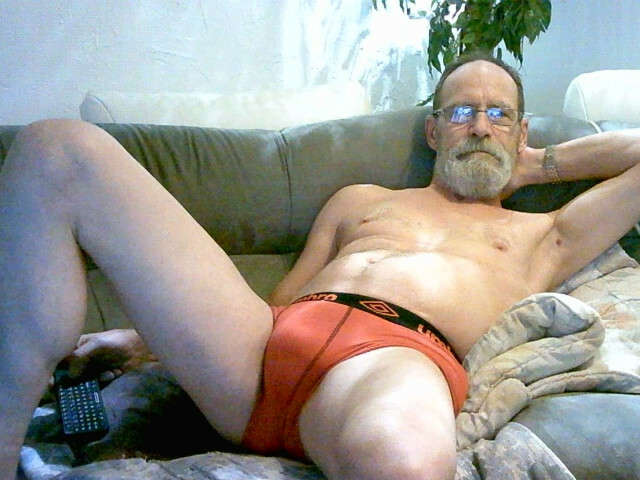 FRENCHOLDMAN free sexy photo